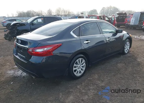 2018 Nissan Altima 2.5 S z USA, uszkodzony, nr VIN 1N4AL3AP4JC232521